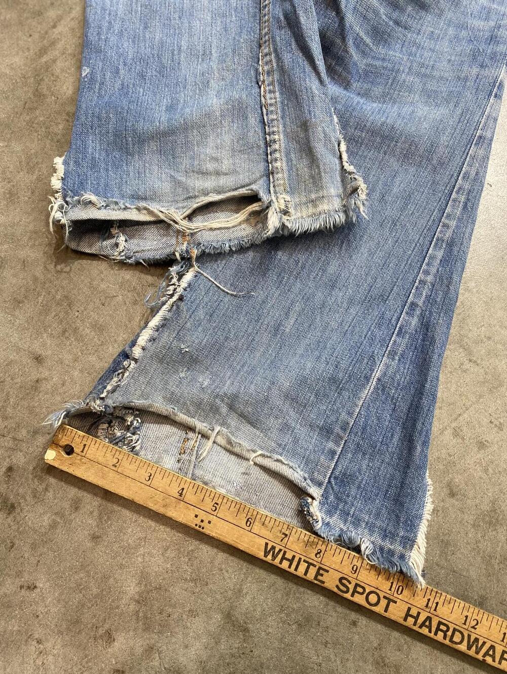 W31 Vintage 70s Levis custom patched hippie bellbottoms - Picture 11 of 14